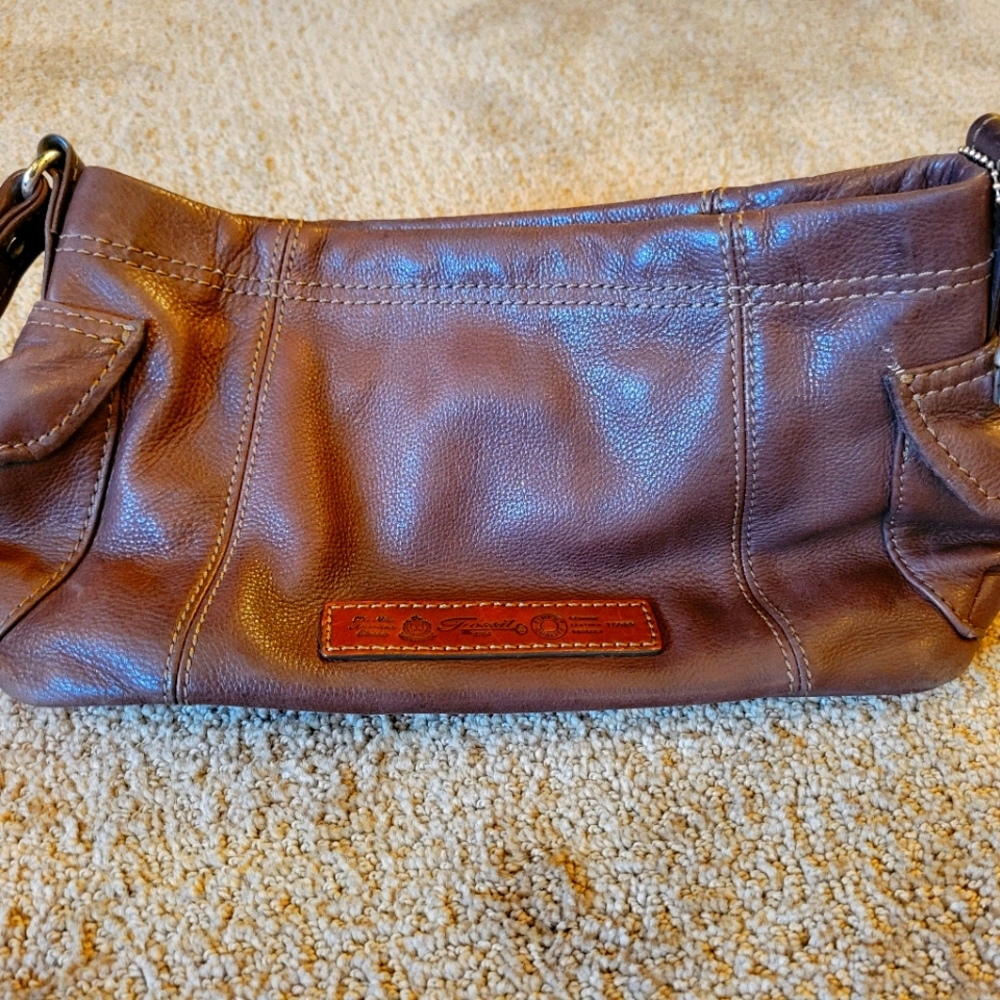 Fossil purse